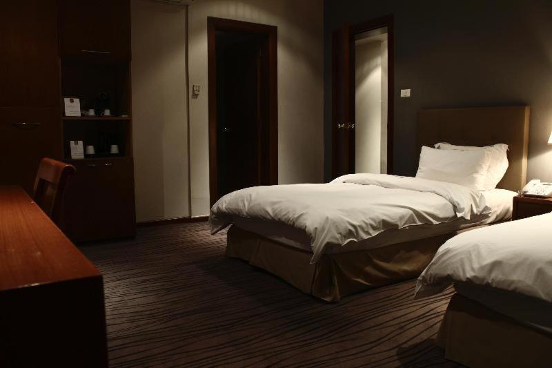Plaza Hotel Beirut Bilik gambar