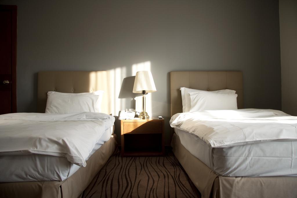 Plaza Hotel Beirut Bilik gambar